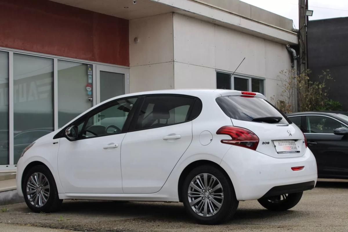 peugeot-208-2016-gasolina-1199cc