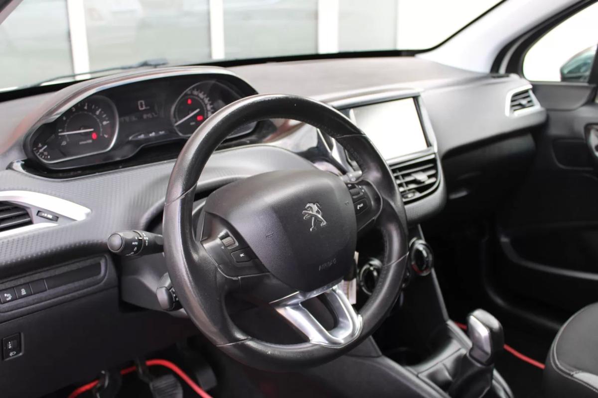 peugeot-208-2016-gasolina-1199cc