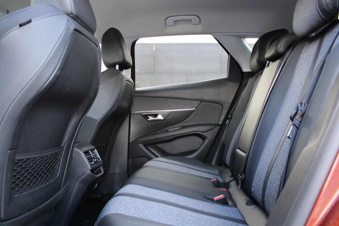 peugeot-3008-2020-diesel-1499cc