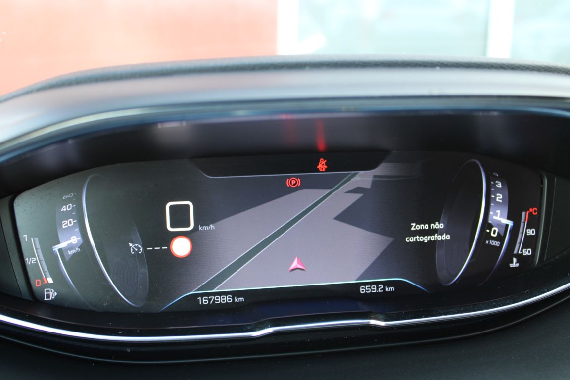 peugeot-3008-2020-diesel-1499cc