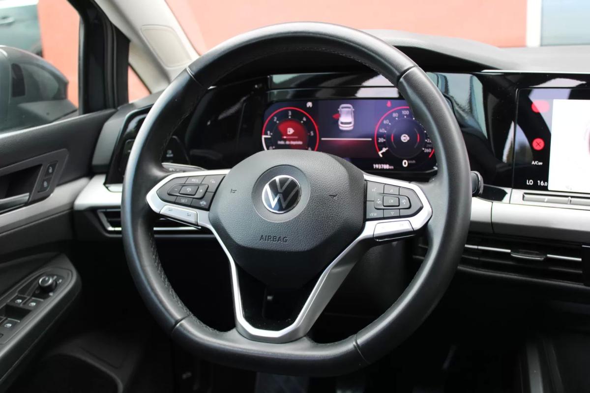 volkswagen-golf-2022-diesel-1968cc