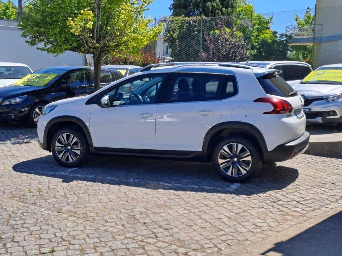 peugeot-2008-2018-gasolina-1199cc