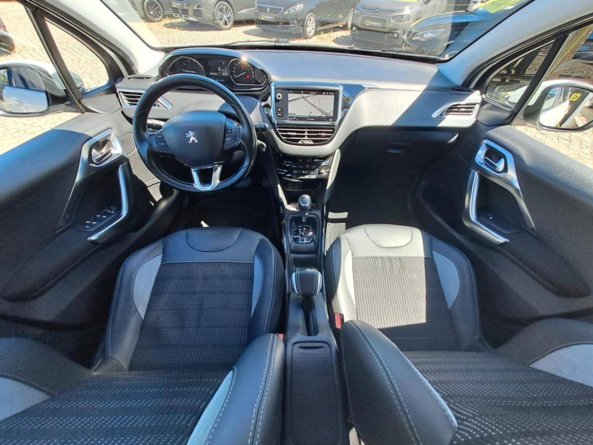 peugeot-2008-2018-gasolina-1199cc