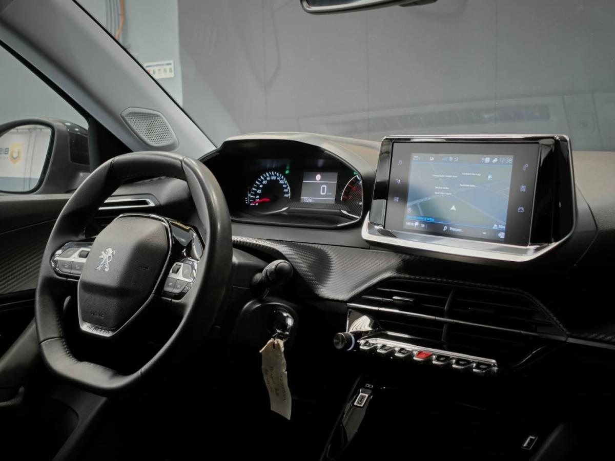 peugeot-2008-2022-gasolina-1199cc