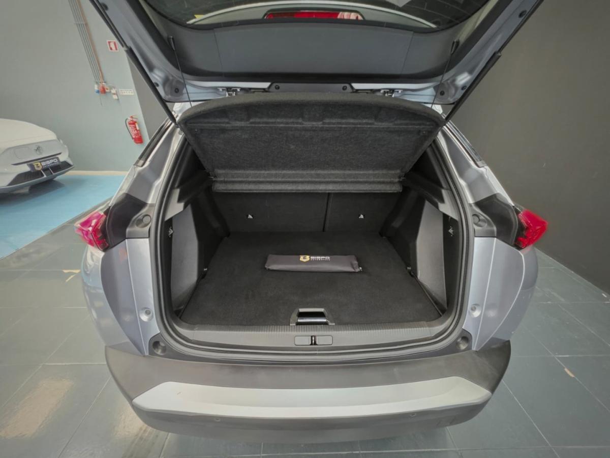 peugeot-2008-2022-gasolina-1199cc