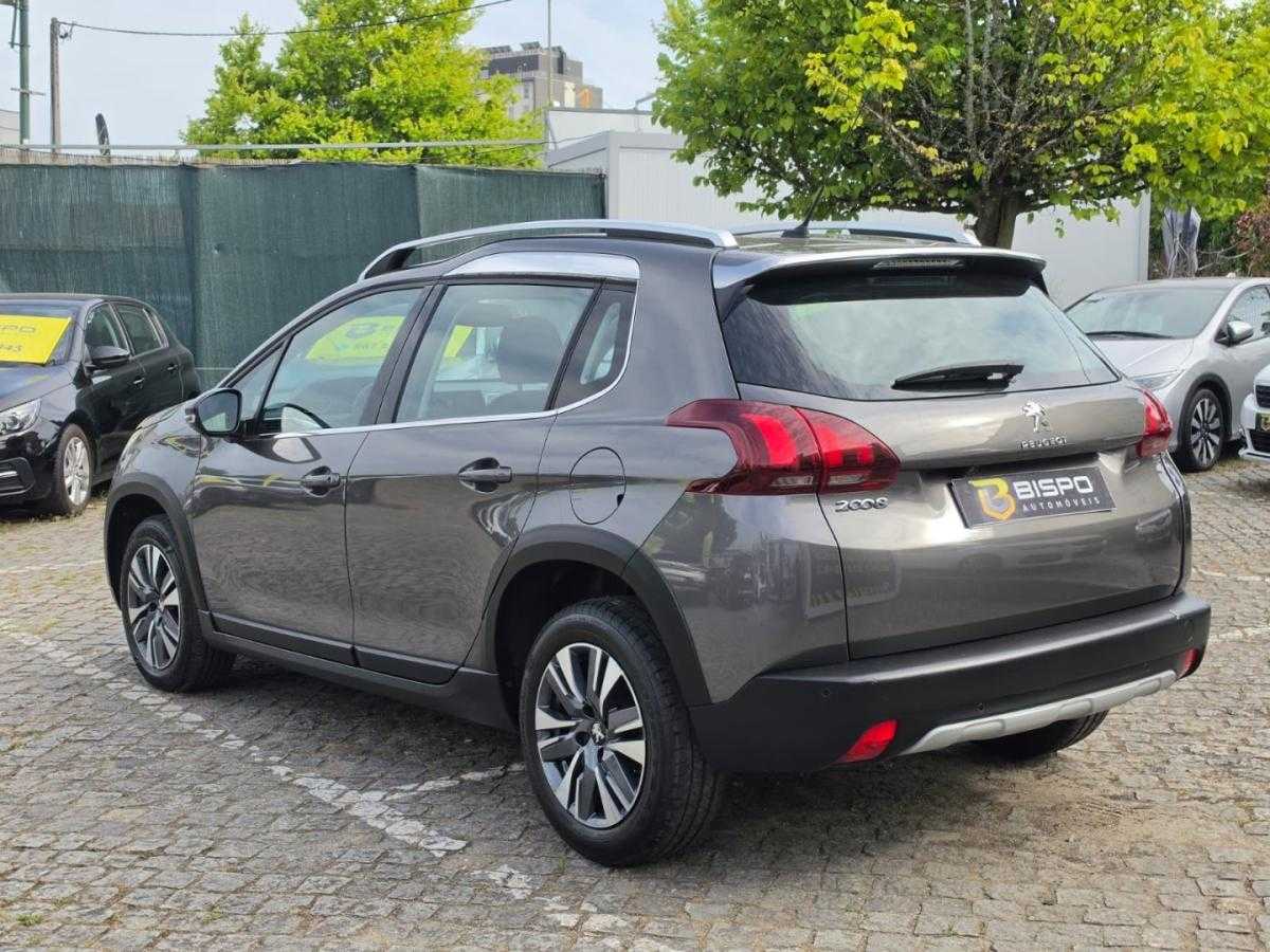 peugeot-2008-2018-gasolina-1199cc