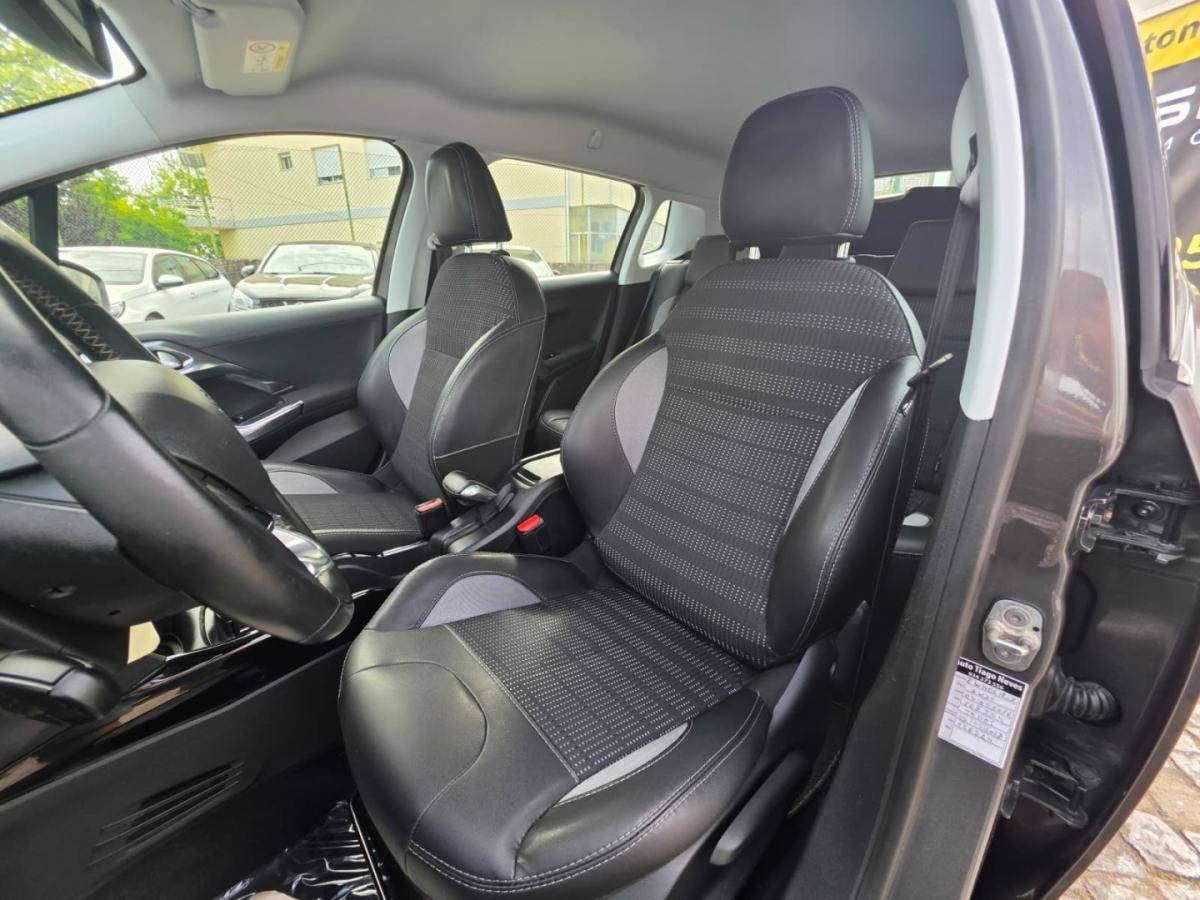 peugeot-2008-2018-gasolina-1199cc