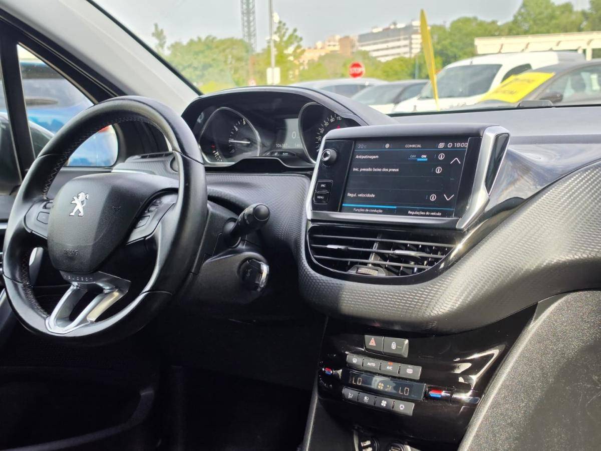peugeot-2008-2018-gasolina-1199cc