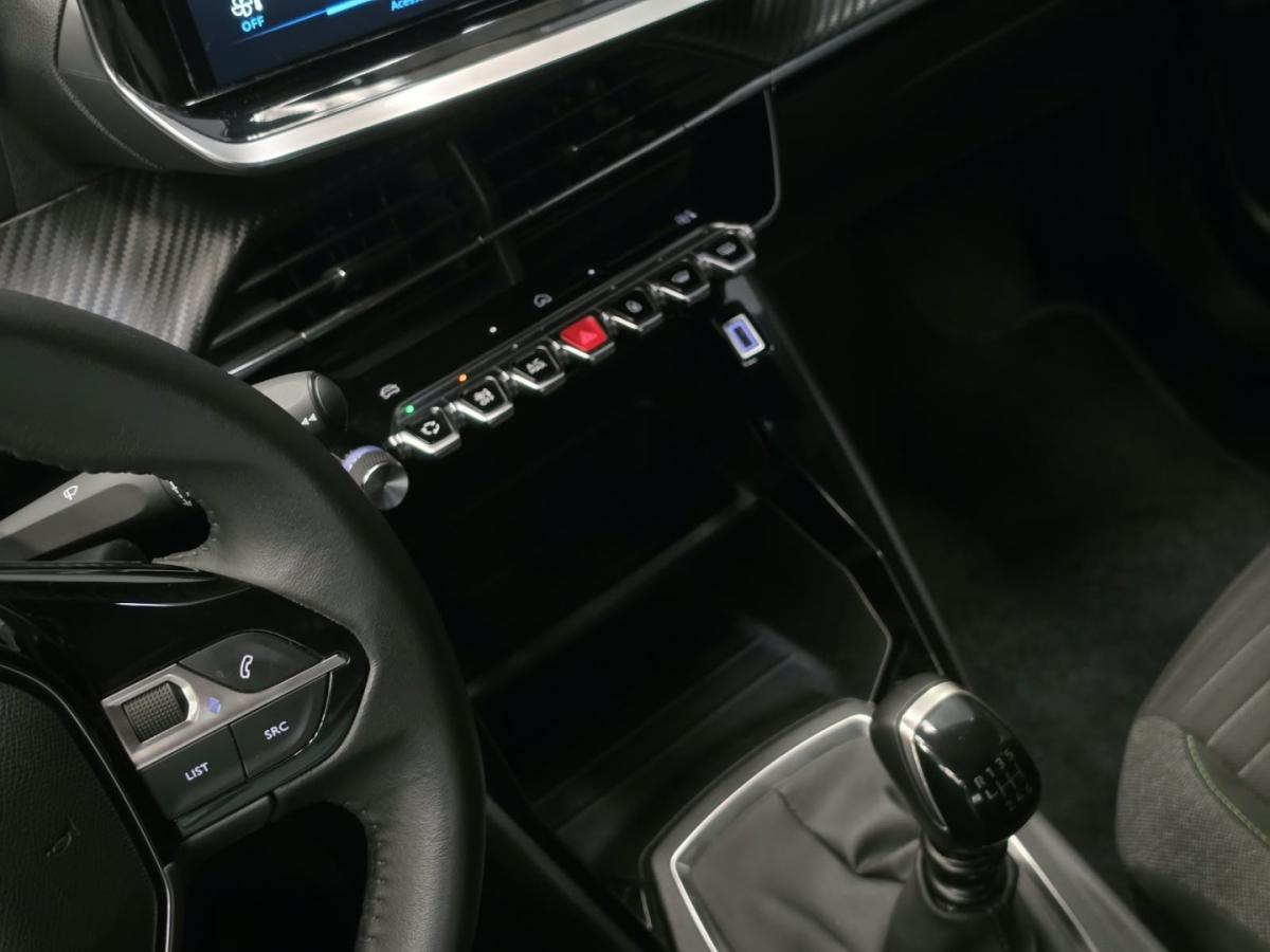 peugeot-2008-2024-gasolina-1199cc