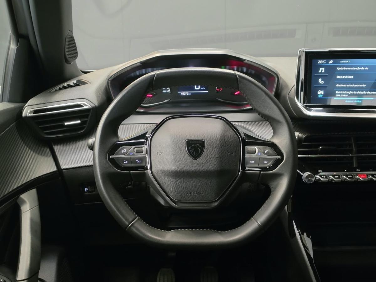 peugeot-2008-2024-gasolina-1199cc