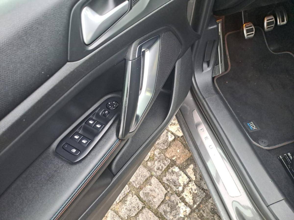 peugeot-308-2019-gasolina-1199cc