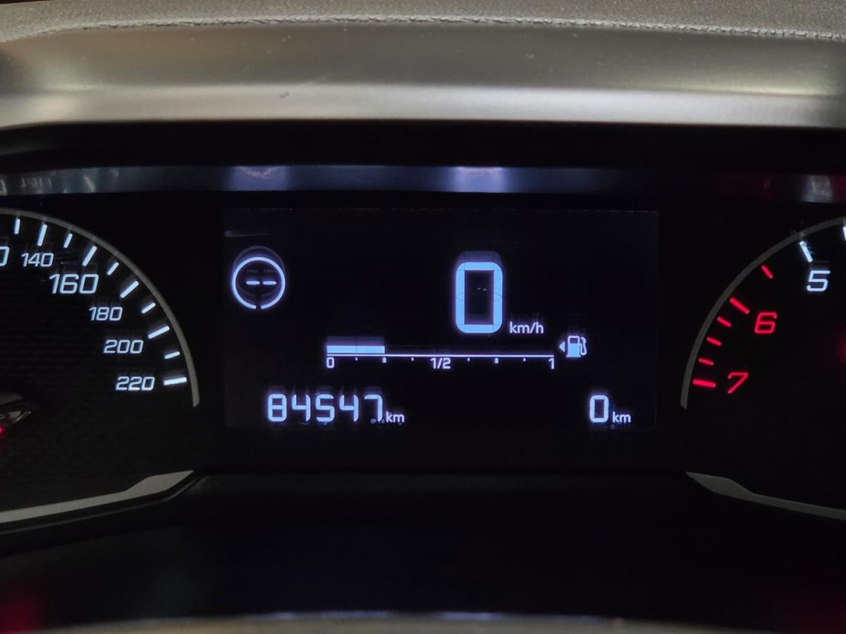 peugeot-2008-2022-gasolina-1199cc