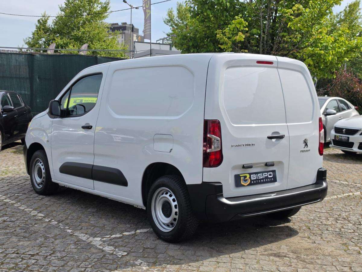 peugeot-partner-2022-diesel-1499cc