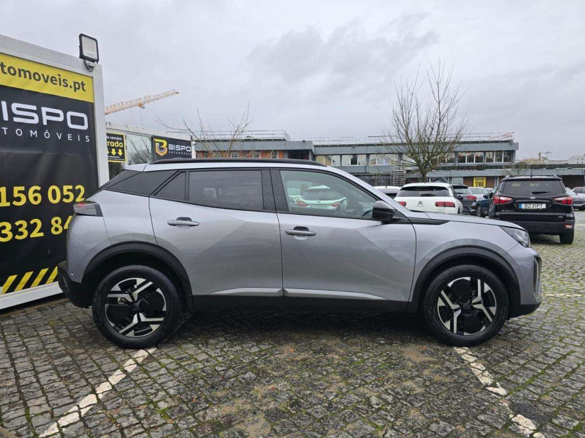 peugeot-2008-2023-gasolina-1199cc