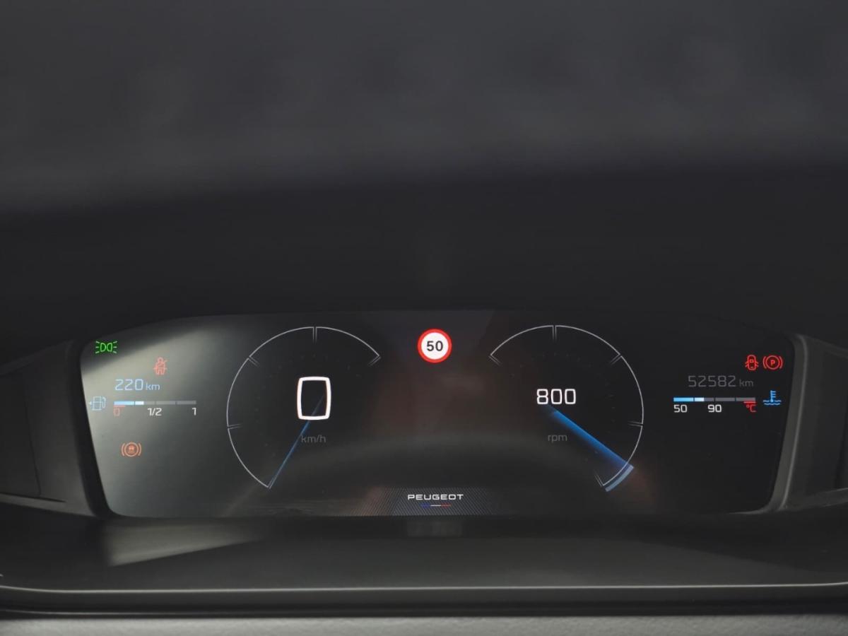 peugeot-2008-2023-gasolina-1199cc