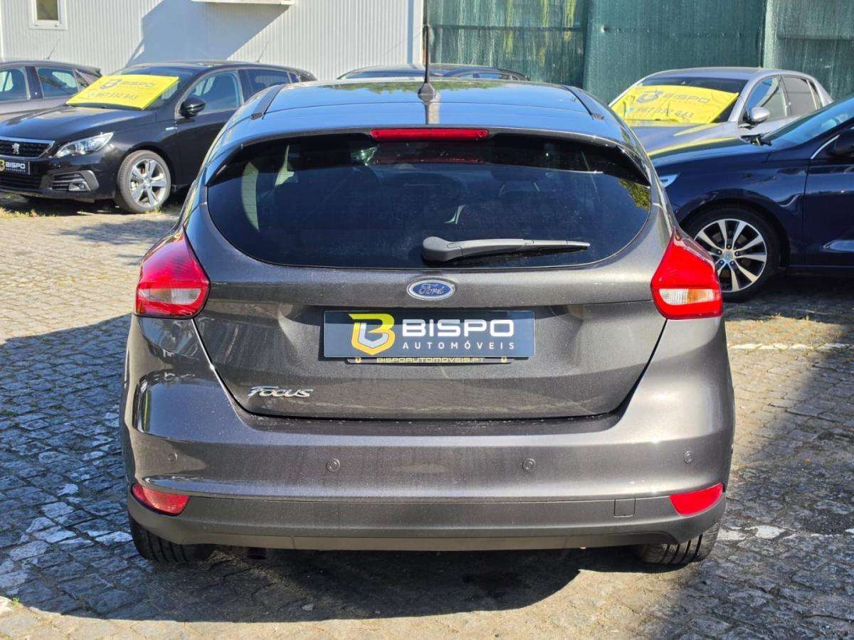 ford-focus-2018-diesel-1499cc