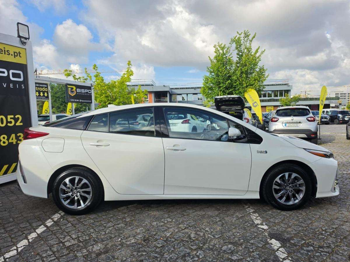 toyota-prius-2017-hibrido-1798cc