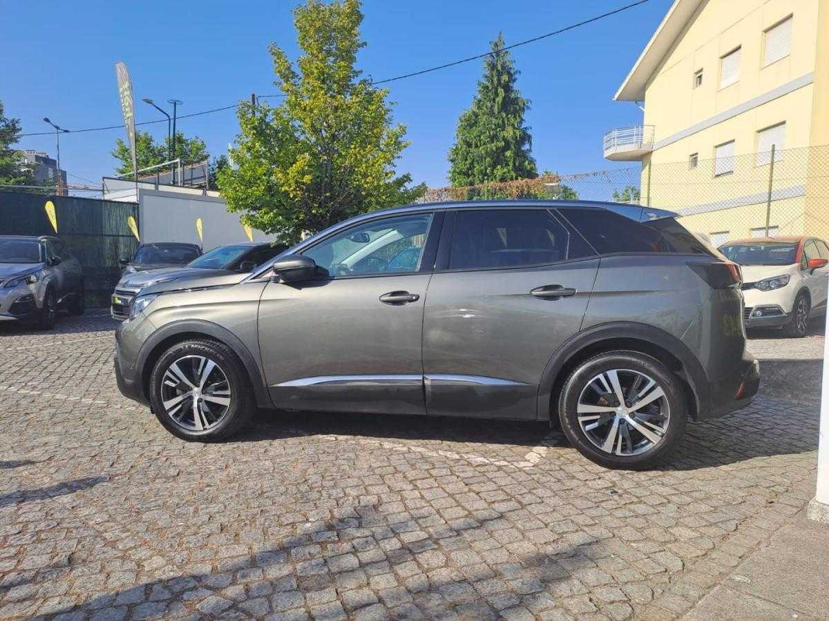 peugeot-3008-2017-diesel-1560cc