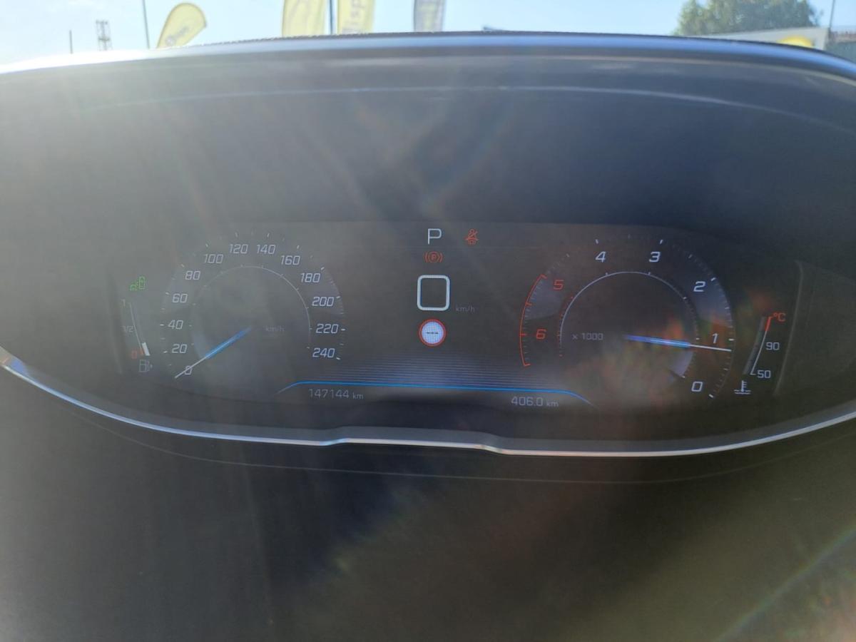 peugeot-3008-2017-diesel-1560cc