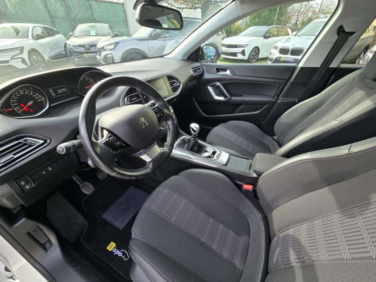 peugeot-308-2019-gasolina-1199cc
