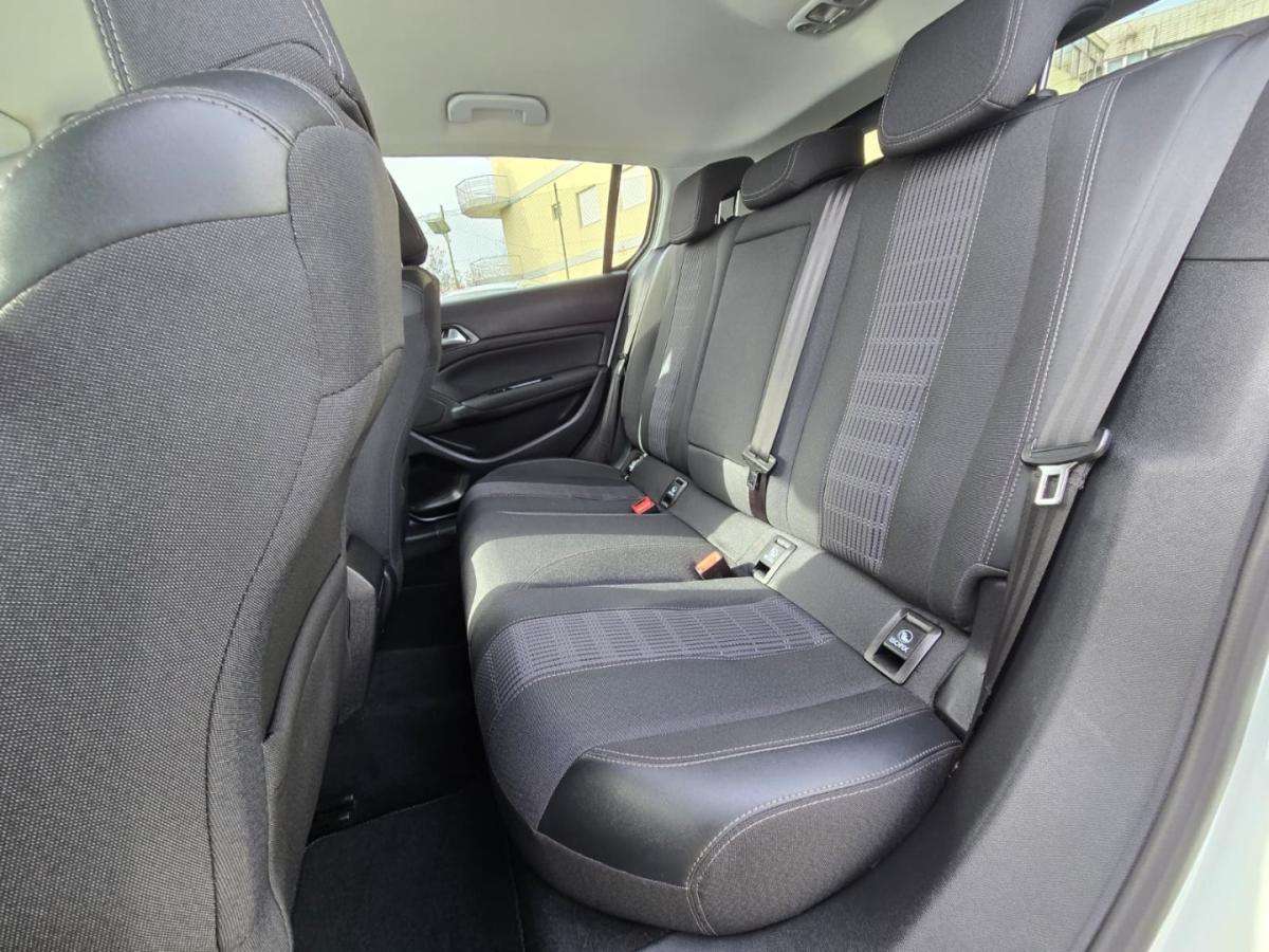 peugeot-308-2019-gasolina-1199cc