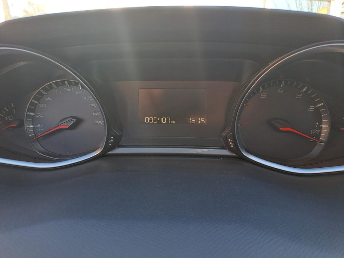 peugeot-308-2019-gasolina-1199cc
