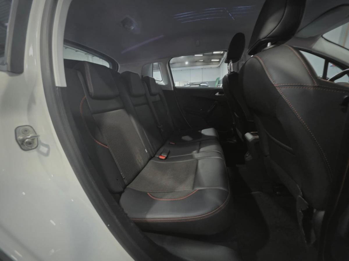 peugeot-2008-2016-gasolina-1199cc