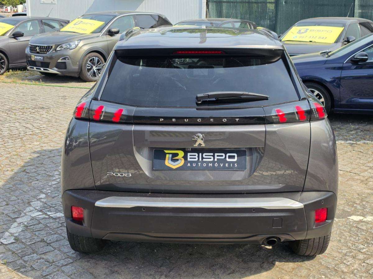 peugeot-2008-2022-gasolina-1199cc