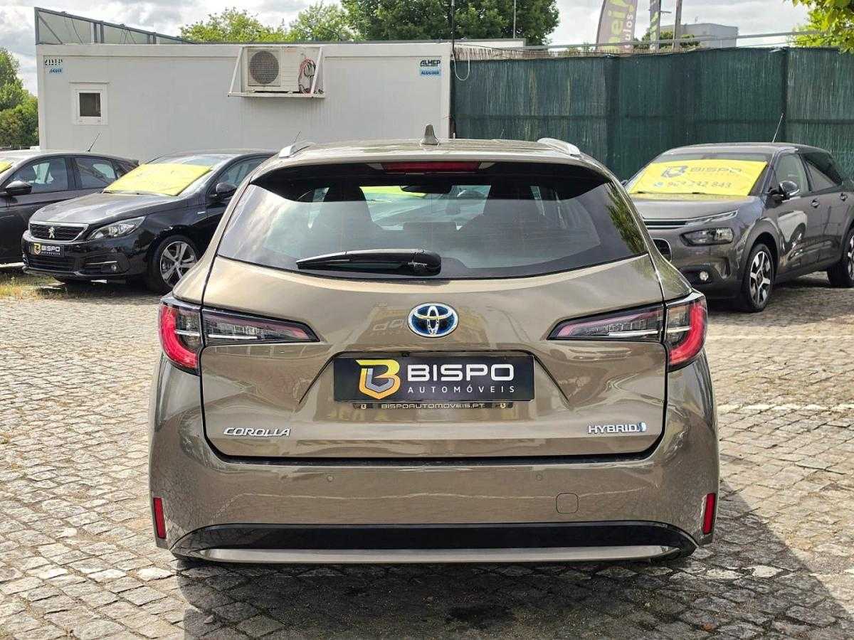 toyota-corolla-2022-hibrido-1798cc