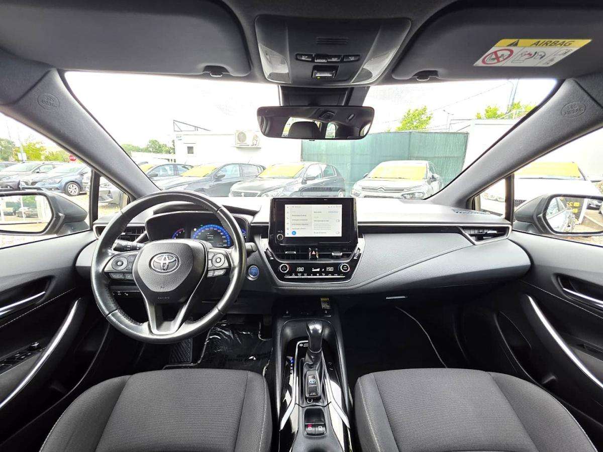 toyota-corolla-2022-hibrido-1798cc