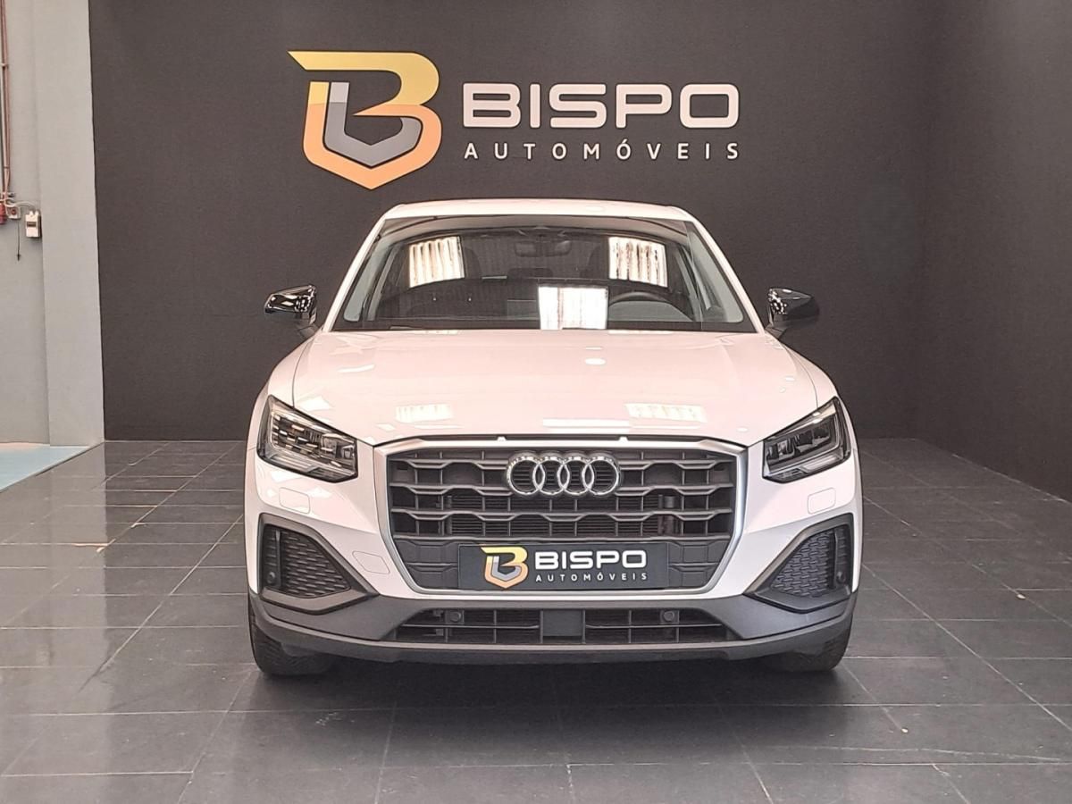 audi-q2-2023-gasolina-999cc