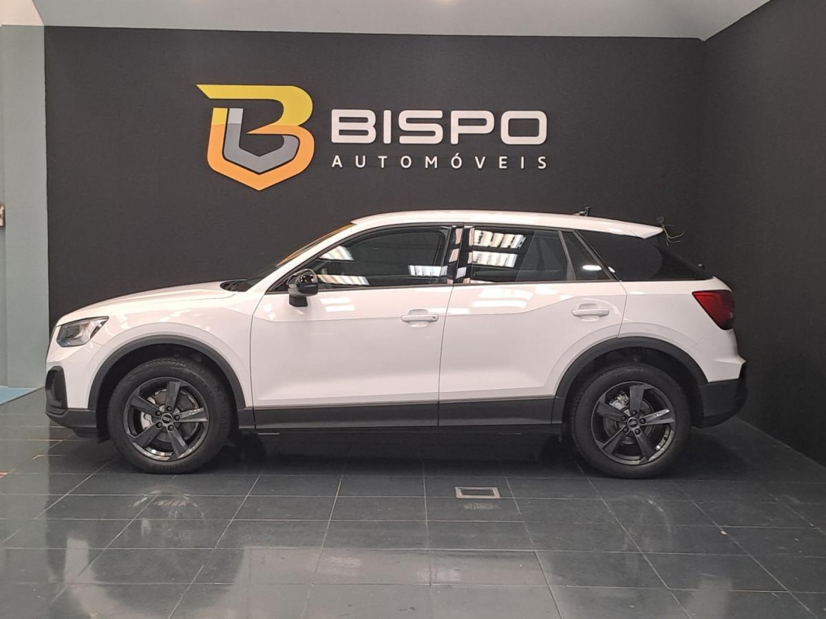 audi-q2-2023-gasolina-999cc