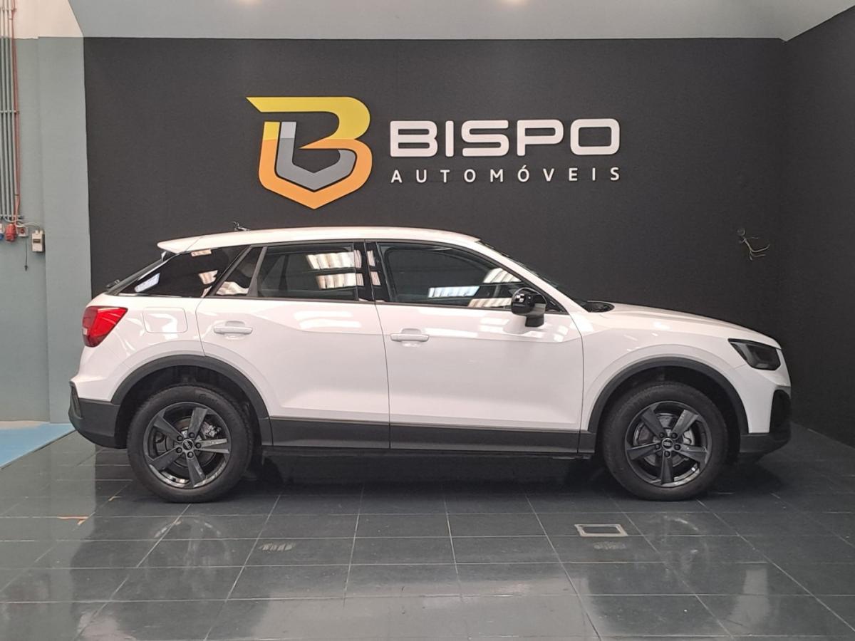 audi-q2-2023-gasolina-999cc