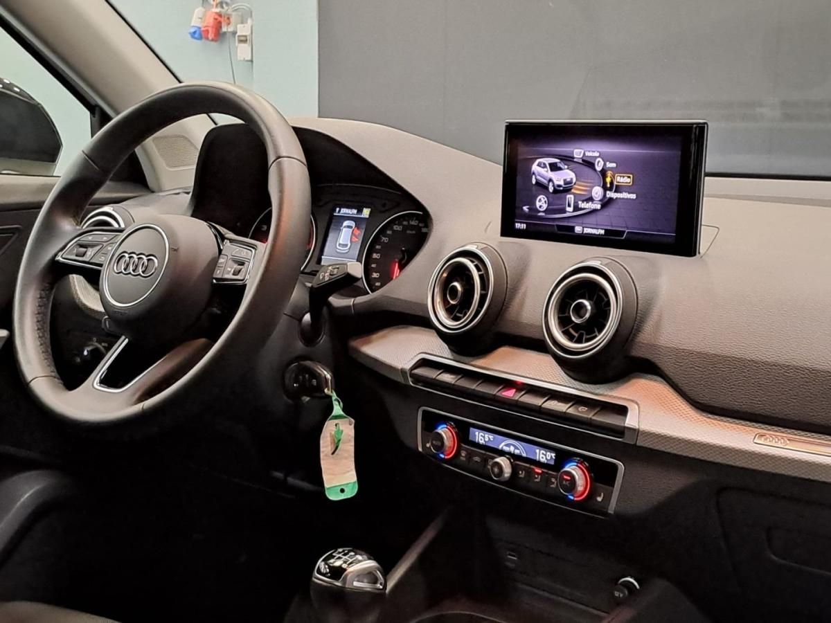 audi-q2-2023-gasolina-999cc