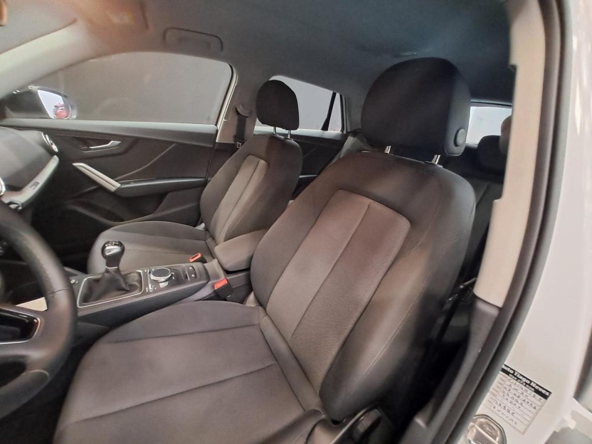 audi-q2-2023-gasolina-999cc