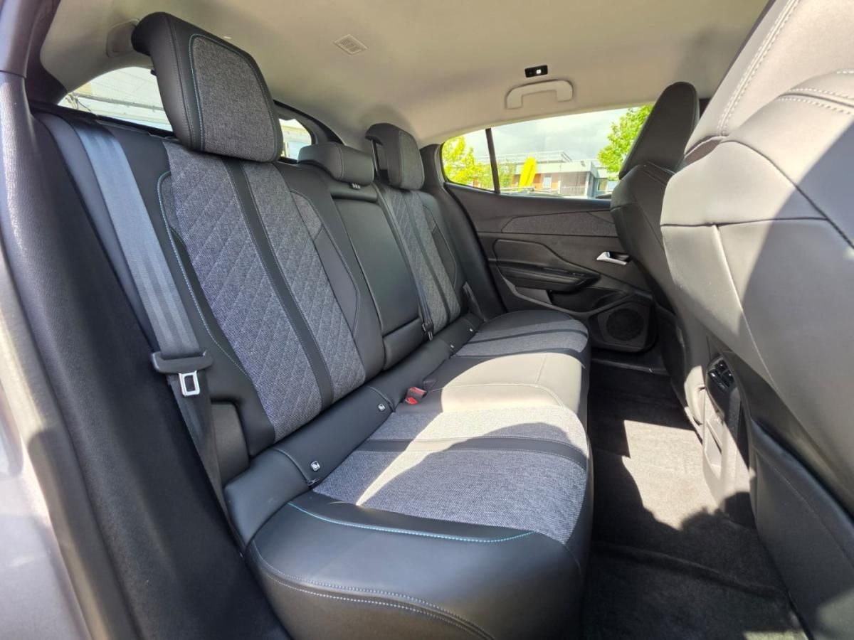 peugeot-408-2023-gasolina-1199cc