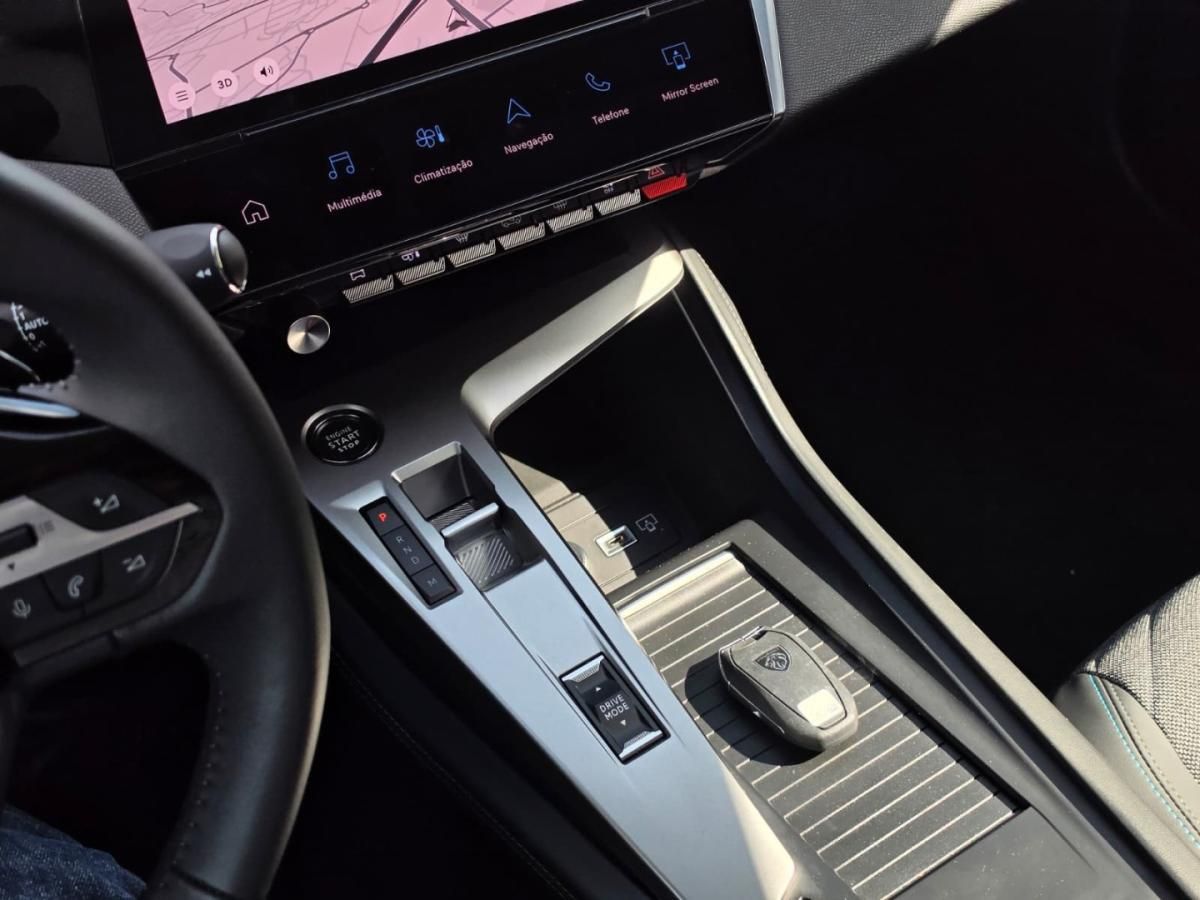 peugeot-408-2023-gasolina-1199cc