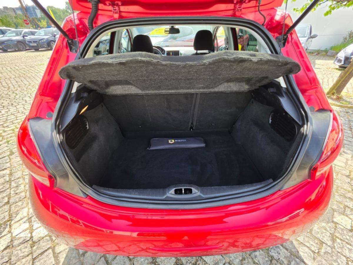 peugeot-208-2019-gasolina-1199cc