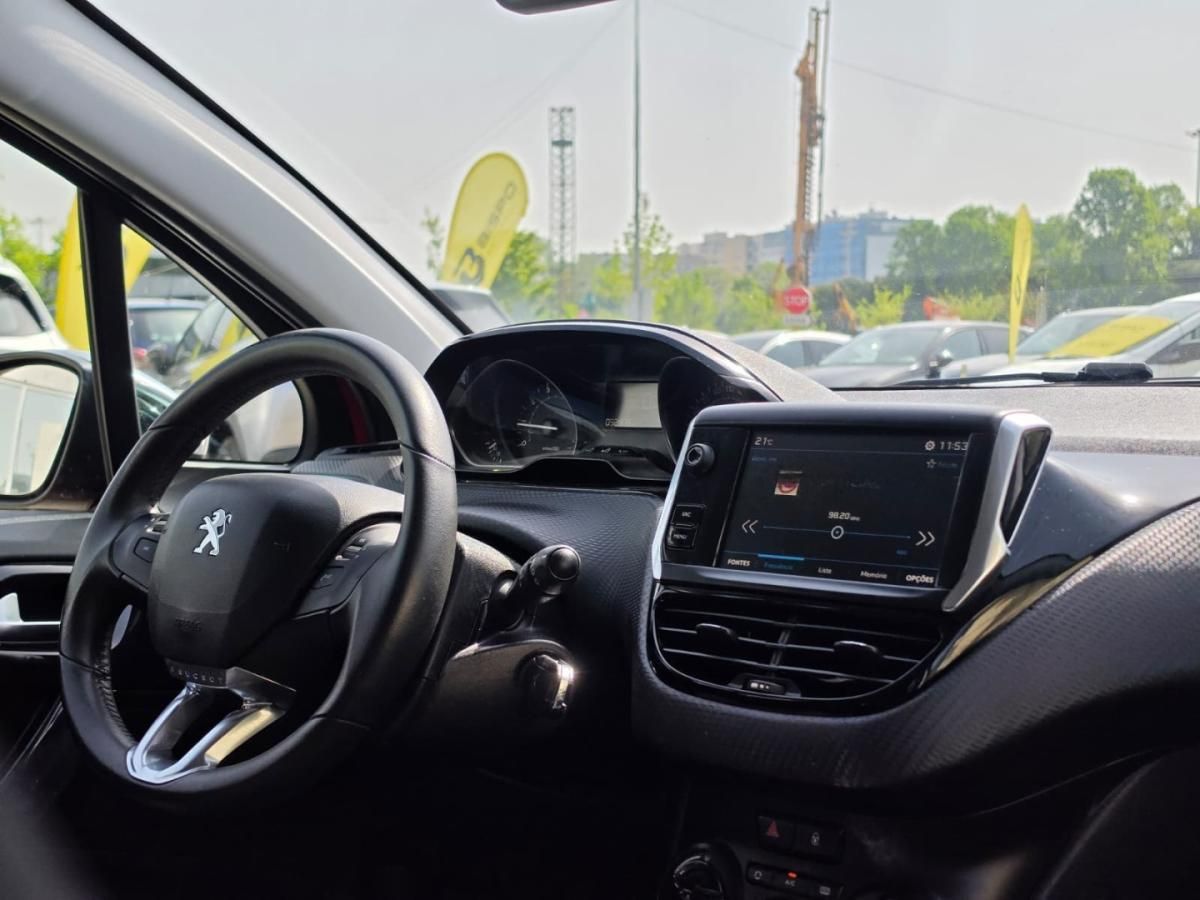 peugeot-208-2019-gasolina-1199cc