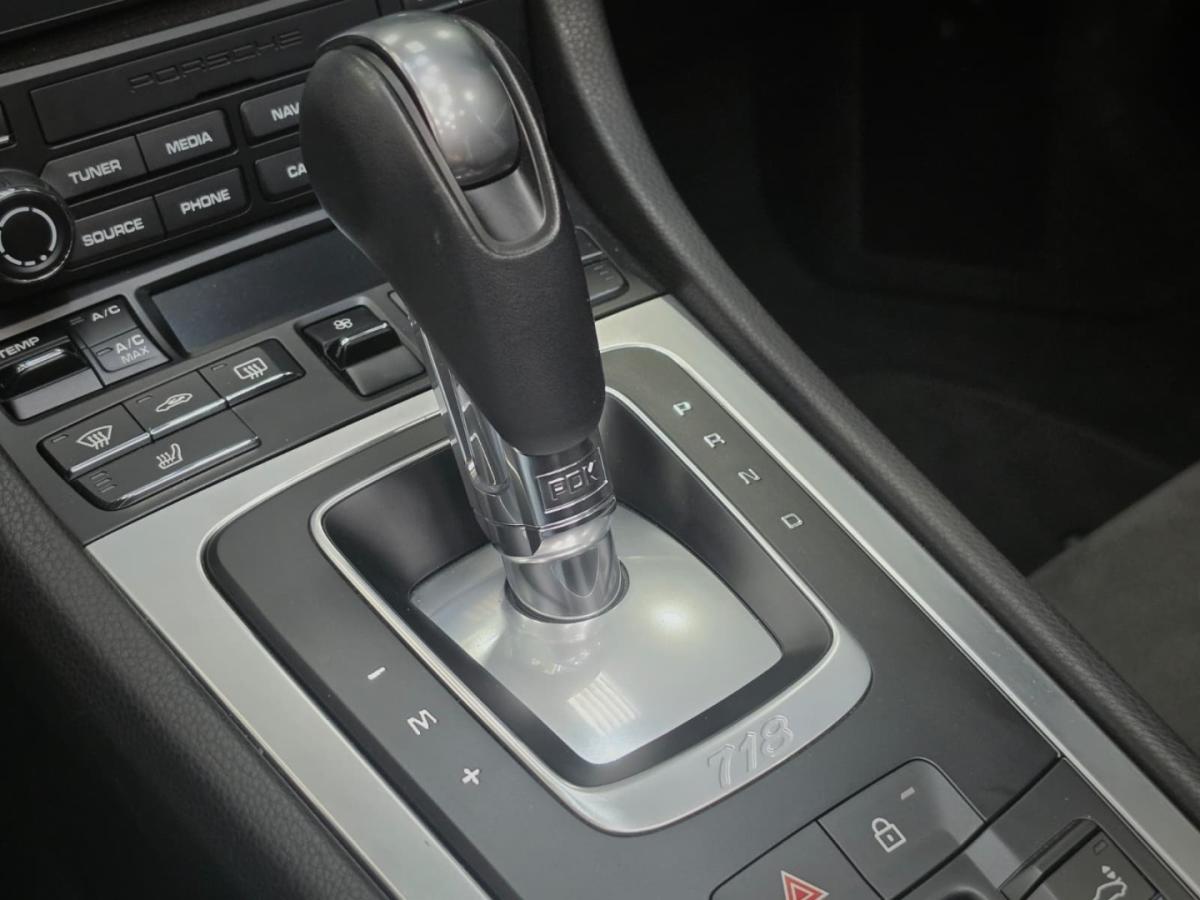 porsche-718-2023-gasolina-1988cc