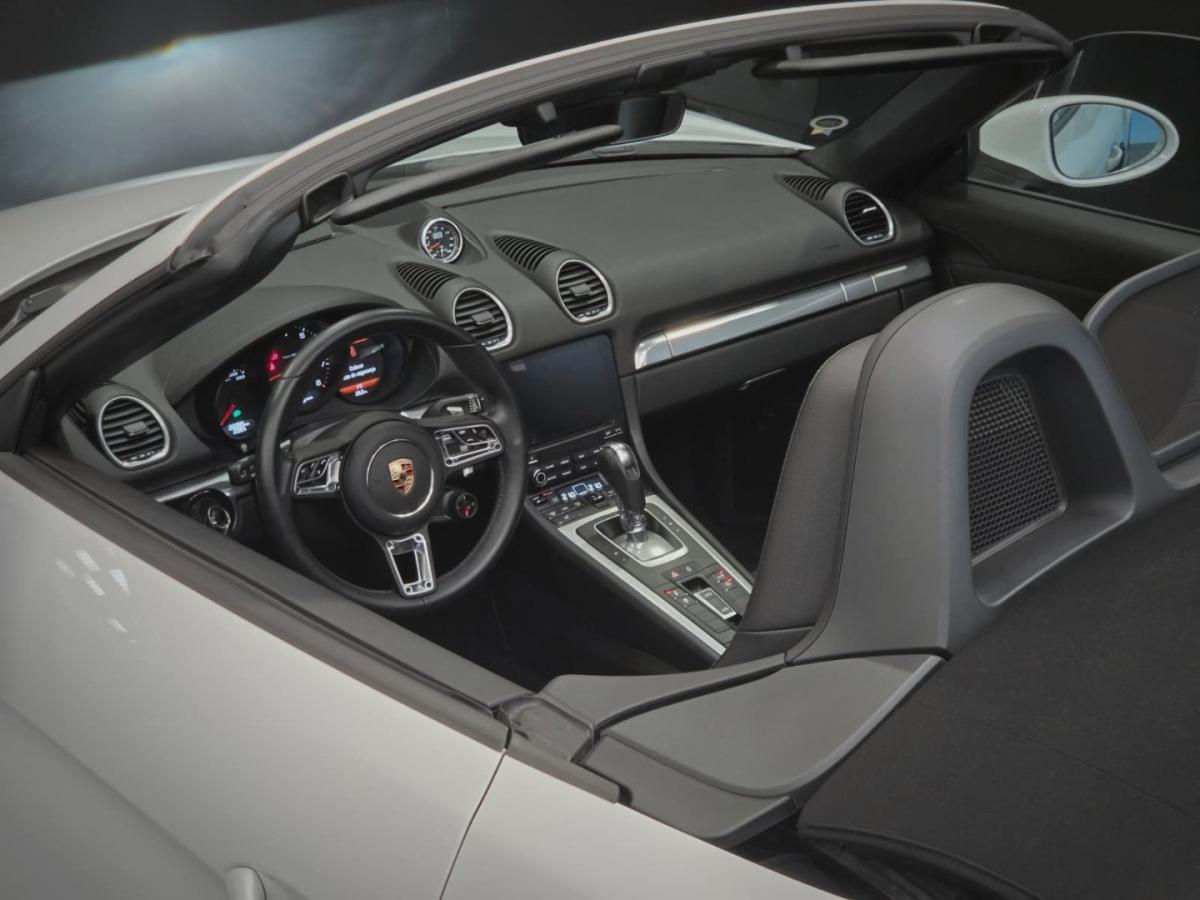 porsche-718-2023-gasolina-1988cc