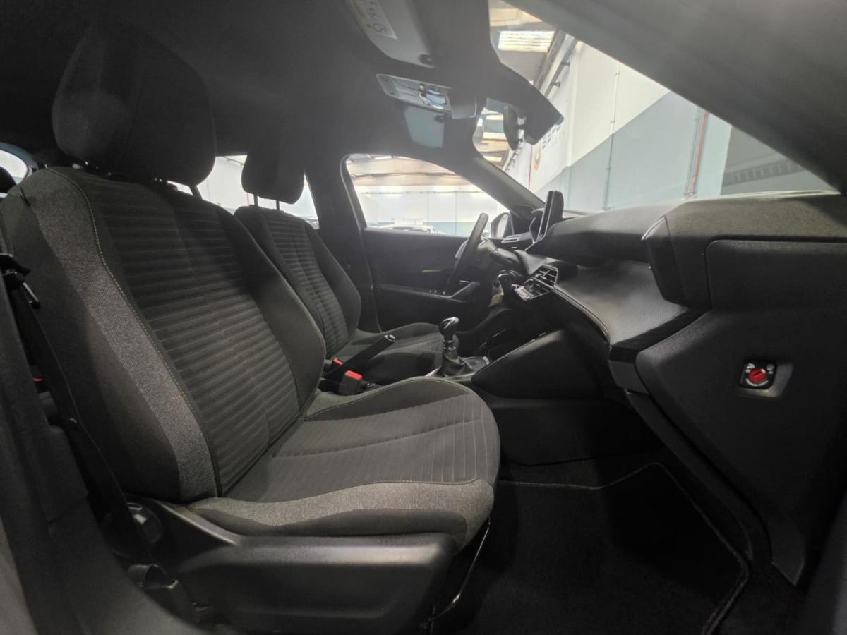 peugeot-2008-2023-gasolina-1199cc