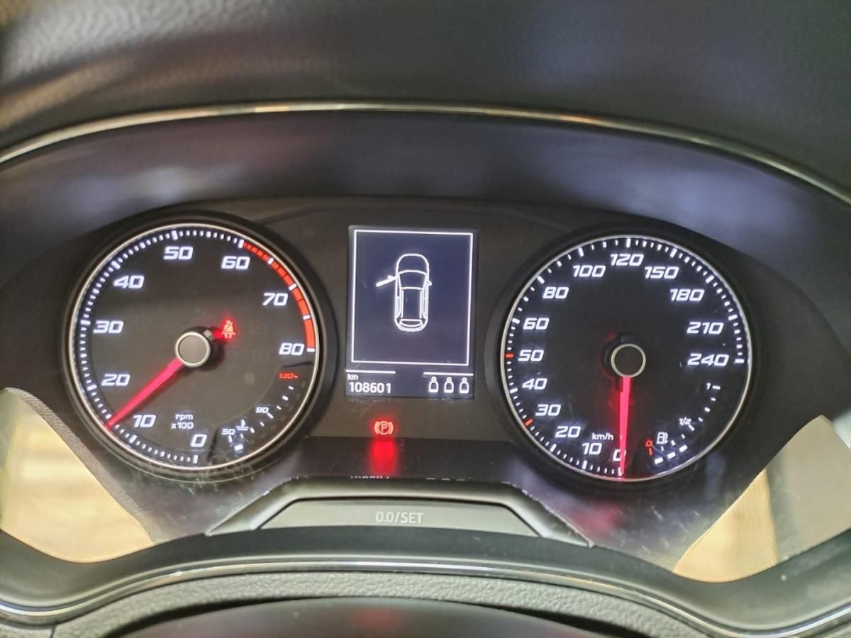 seat-arona-2018-gasolina-999cc