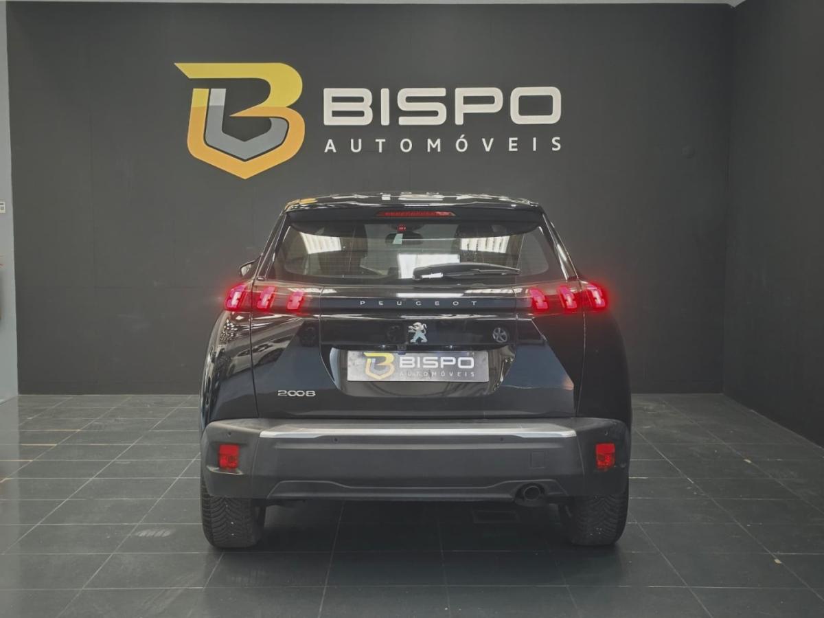 peugeot-2008-2021-gasolina-1199cc