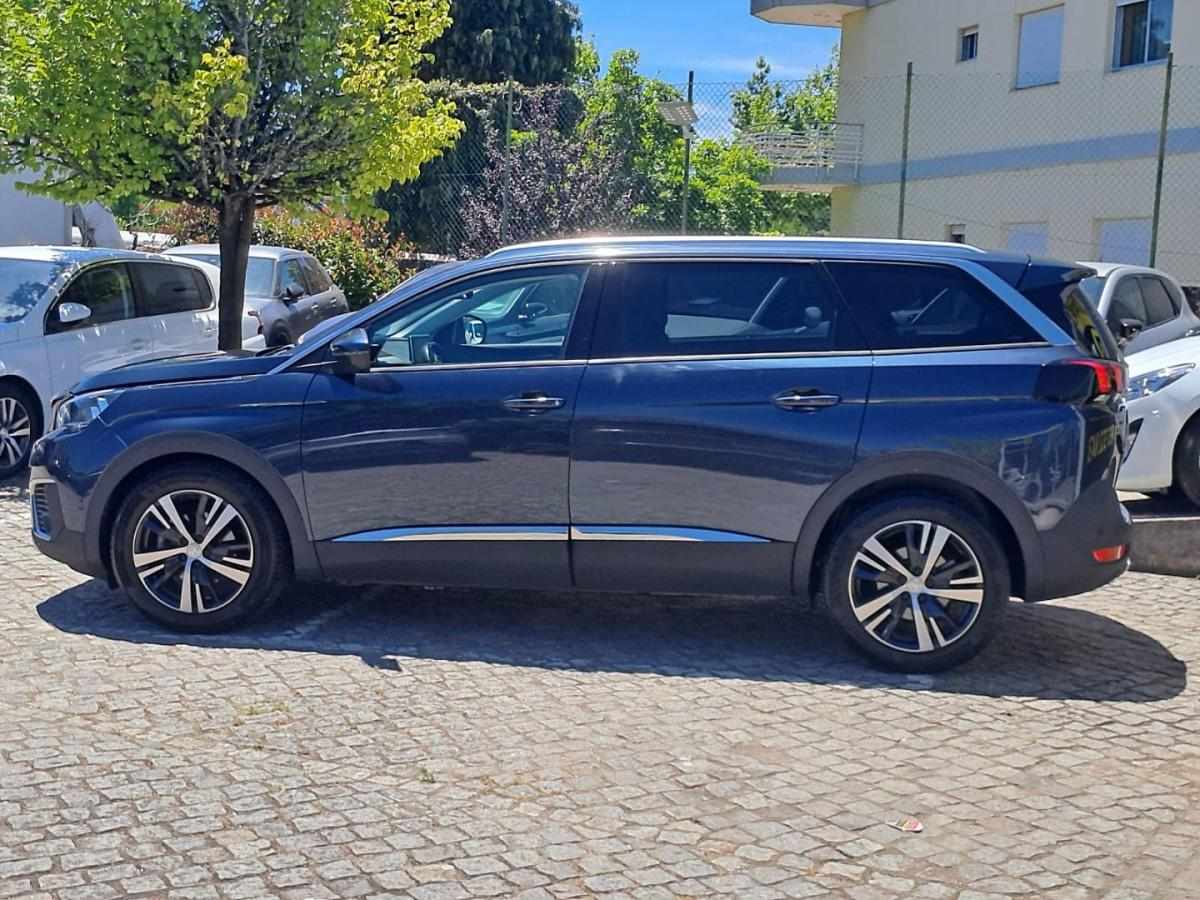 peugeot-5008-2018-gasolina-1199cc