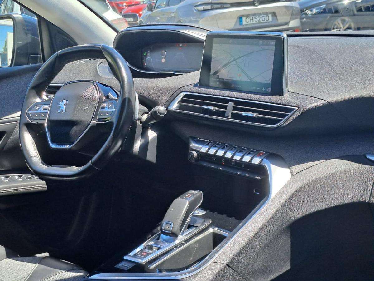 peugeot-5008-2018-gasolina-1199cc