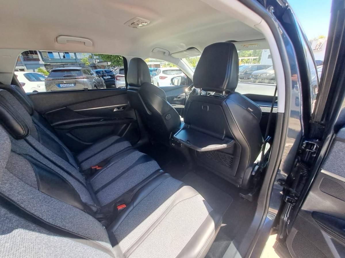 peugeot-5008-2018-gasolina-1199cc