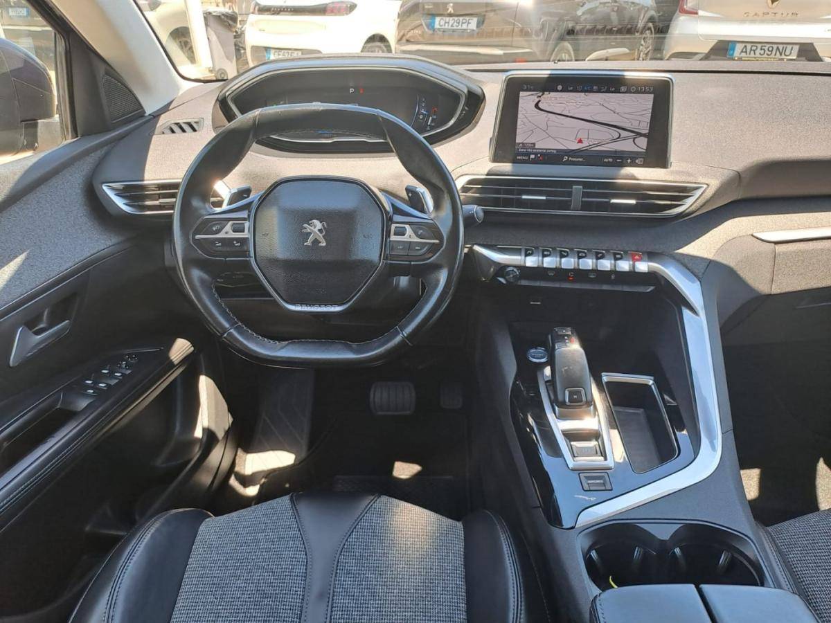 peugeot-5008-2018-gasolina-1199cc