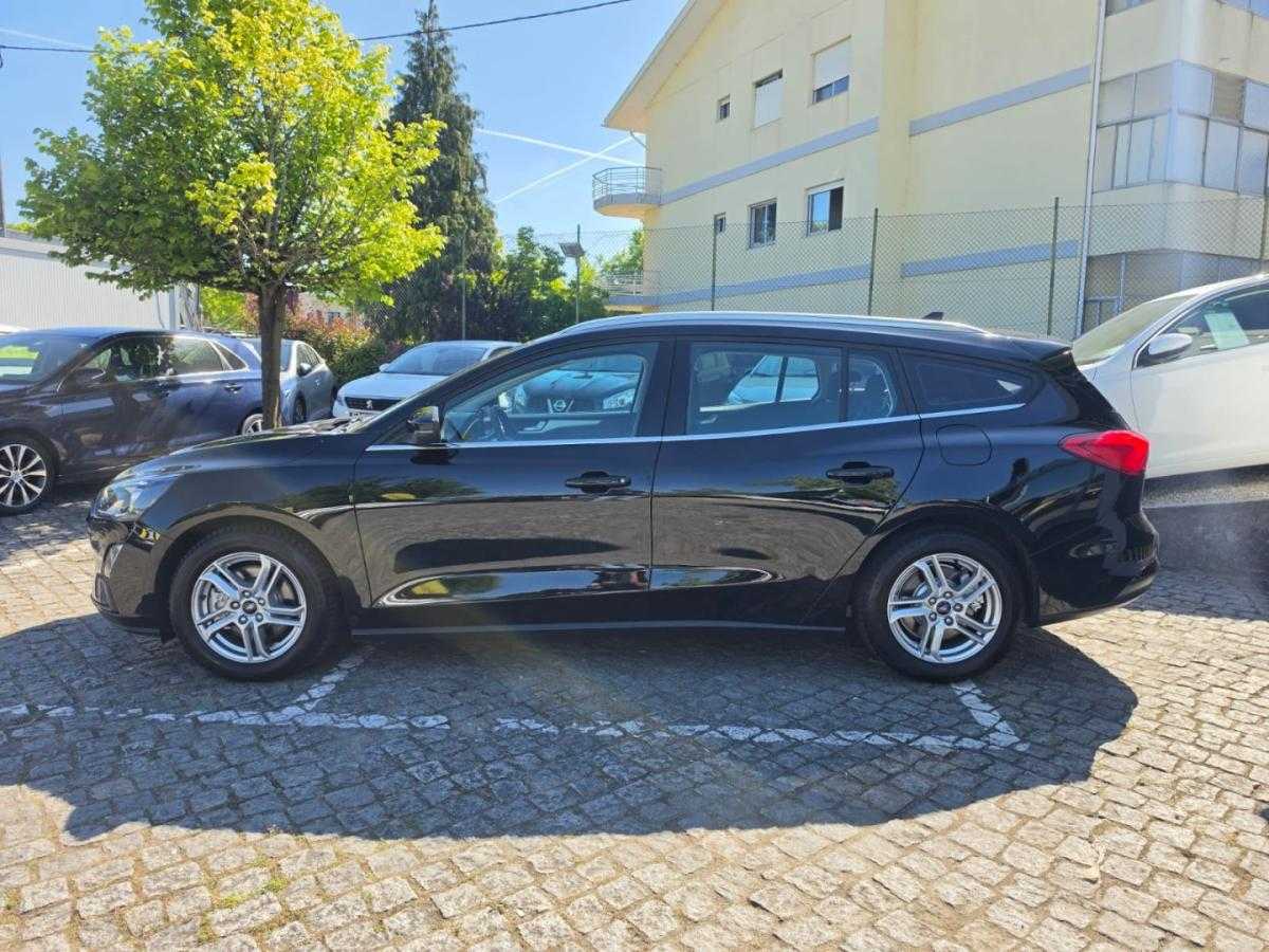 ford-focus-sw-2022-gasolina-998cc