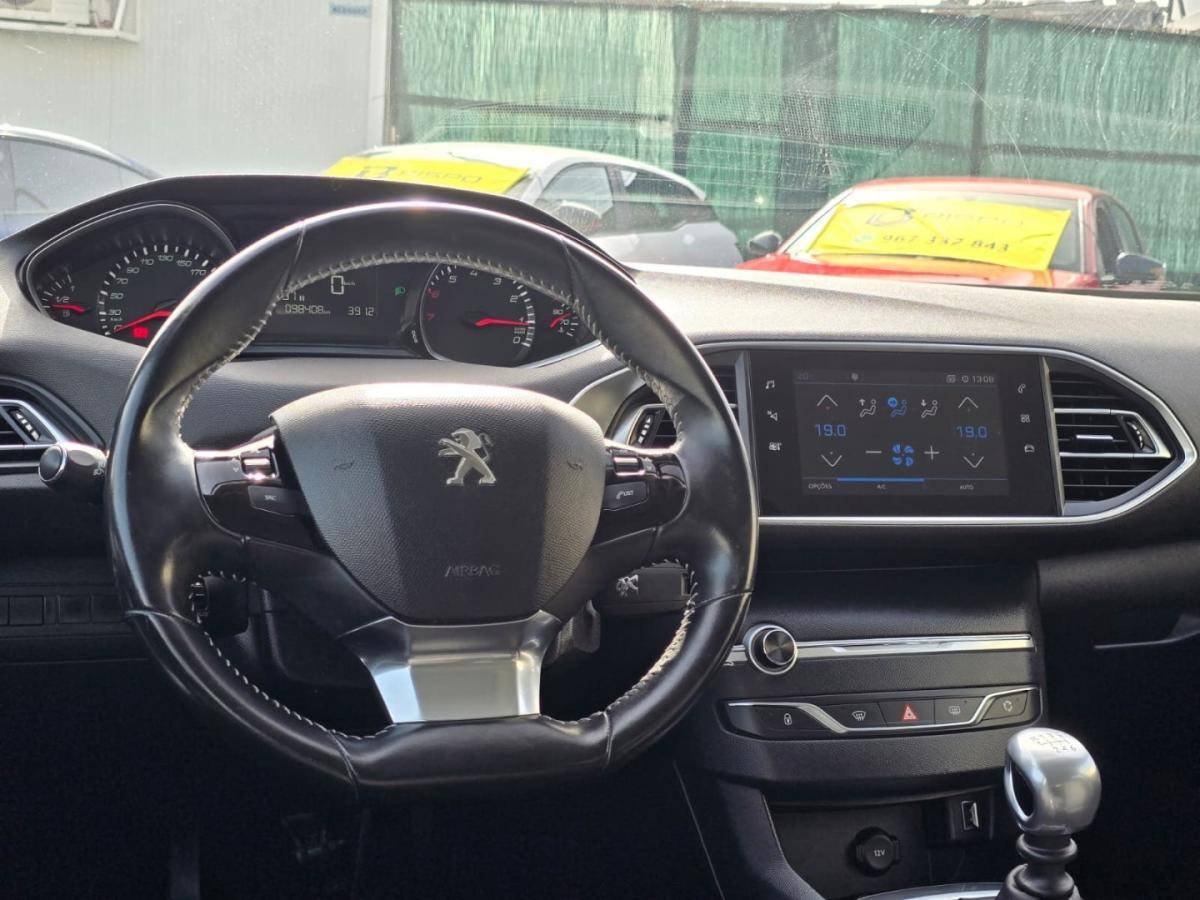 peugeot-308-sw-2019-gasolina-1199cc